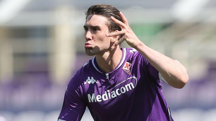 <p>Dusan Vlahovic<br />
<br />
Maç: 41<br />
<br />
Gol: 27</p>