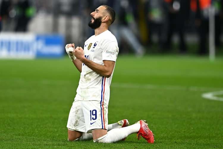 <p>Karim Benzema<br />
<br />
Maç: 40<br />
<br />
Gol: 30</p>