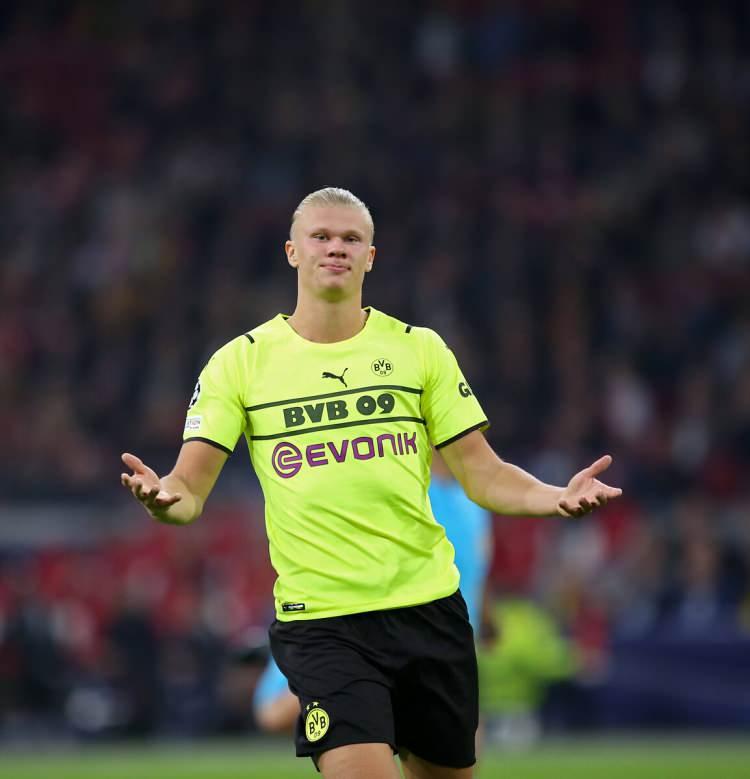 <p>Erling Haaland<br />
<br />
Maç: 34<br />
<br />
Gol: 32</p>
