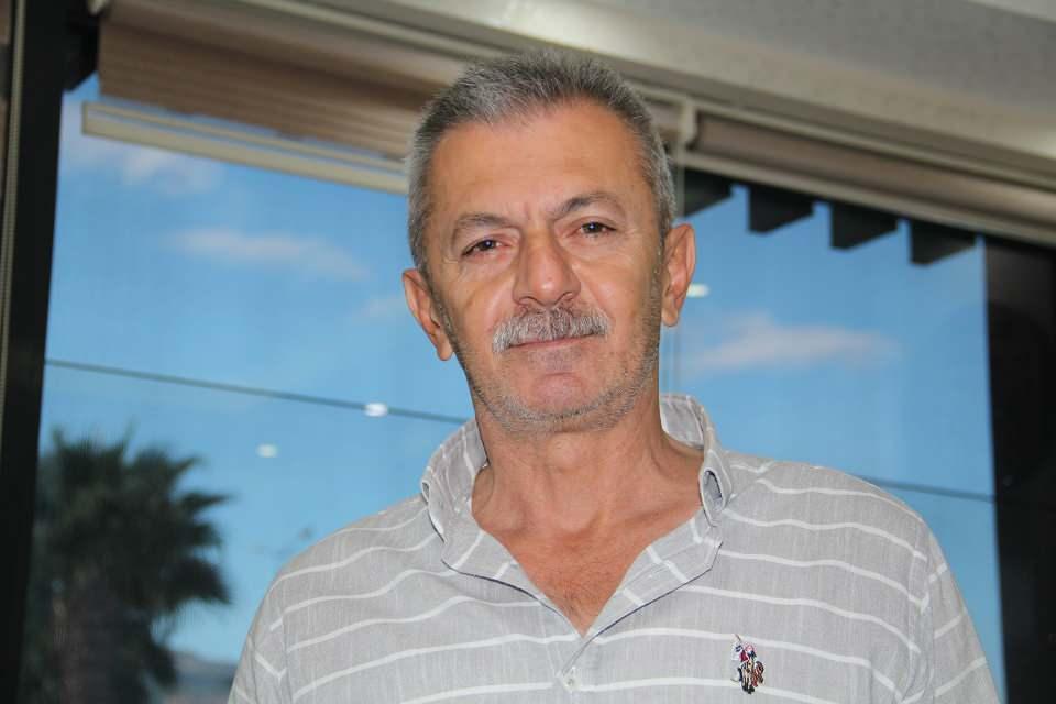 <p>Kartaloğlu, günlük 60 kilo ciğer kebabı satışı yaptığını ifade ederek, yoğun talepten dolayı ciğer bulmakta zorlandığını kaydetti.</p>

<p> </p>
