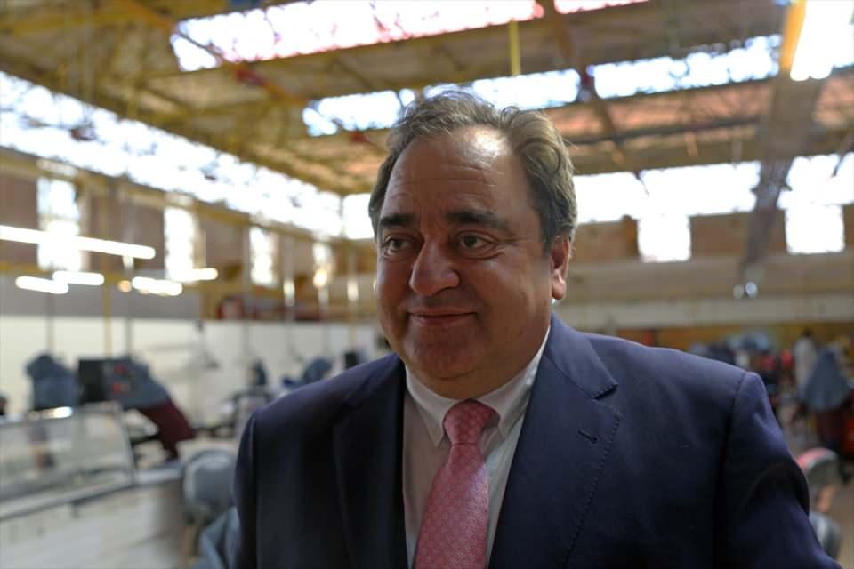 <p>Mukaddem, son olarak Türkiye'nin yemek kültürünün kendilerine yakın olduğunu ve bu ülkeyle ticareti artırmak istediklerini belirterek, "Bazıları safranın çok pahalı olduğunu düşünüyor fakat yemeklerde ya da çayda, içeceklerde bir gramın binde biri bile kullanılsa etkisi görülecektir." ifadelerini kullandı.</p>