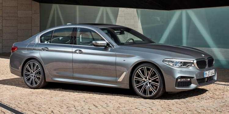 <p>BMW</p>

<p>520i Sedan Luxury Line</p>

<p>Kasım: 1 milyon 082 bin 400 TL</p>

<p>Ekim: 1 milyon 900 TL</p>
