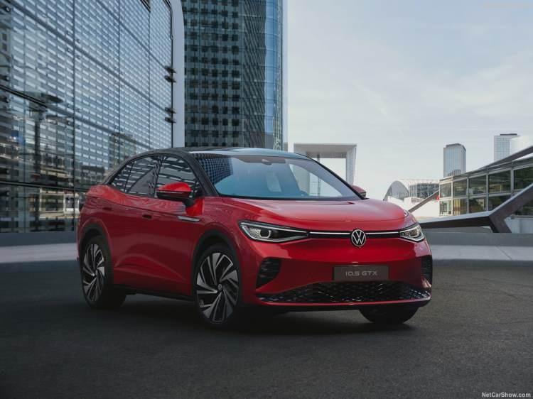 <p><strong>GELECEK YIL AVRUPA'DA</strong></p>

<p>Yeni Volkswagen ID.5'in fiyatı ve satışa sunulacağı tarih henüz belli olmasa da aracın 2022'nin ilk çeyreğinde Avrupa'da satışa sunulması bekleniyor.</p>

<p> </p>
