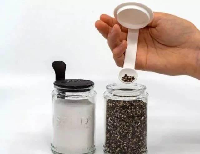 <p>Sonunda biri, doğrudan kavanozun kapağına bir kaşık inşa etme hissine sahipti.</p>
<p> </p>