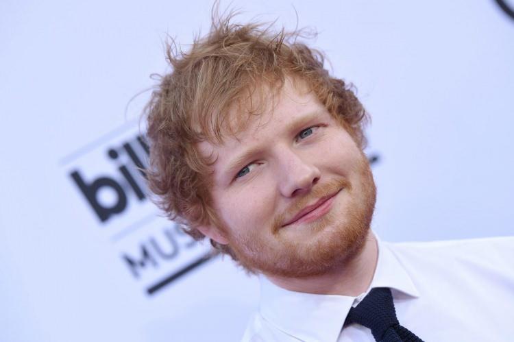 <p><strong>ED SHEERAN 30 yaşında</strong></p>

<p><strong>Serveti: 236,25 milyon sterlin </strong></p>
