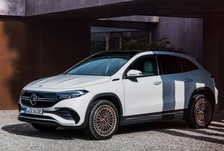 <p>Yeni EQA 350 4MATIC AMG+ <strong>- 990.000 TL</strong></p>

<p> </p>
