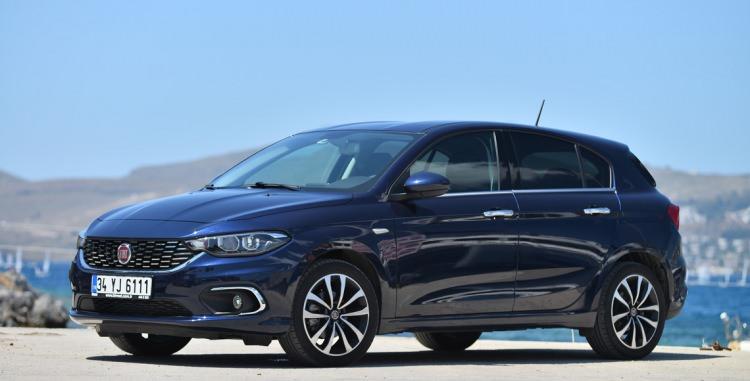 <p>Tercihini Egea'nın hatchback modellerinden yana kullanmak isteyenler için ise modelin Street donanım paketi<strong> 192 bin 900</strong> liradan satılıyor.</p>
