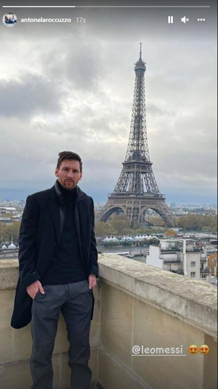 <p>Paris Saint-Germain'in yıldızı Lionel Messi'nin Eyfel Kulesi manzarasında çektirdiği fotoğraf, Türkiye'de gündem oldu.</p>
