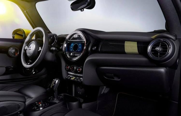<p>MINI COOPER SE Otomatik Elektrik Cooper Inspred / 184</p>

<p><strong>Fiyat 583.858 TL</strong></p>
