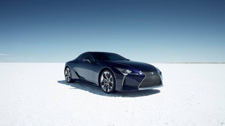 <p>LC 500h Exclusive Otomatik 3456 cc </p>
<p><strong>Fiyatı 3,750,000 TL</strong></p>
<p>LC 500h Sport Otomatik 3456 cc - 3,905,000 TL</p>