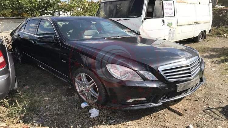<p><strong>2009 model Mercedes Benz E250 CDI</strong><br />
<br />
İhale başlangıç bedeli: 266 bin 325 lira</p>