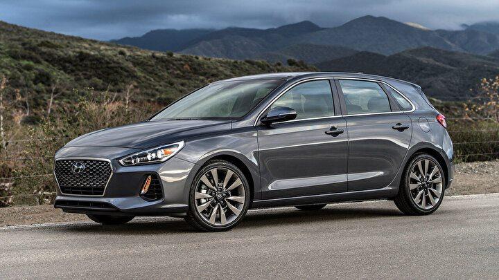 <p><strong>HYUNDAI ELANTRA GT</strong></p>
