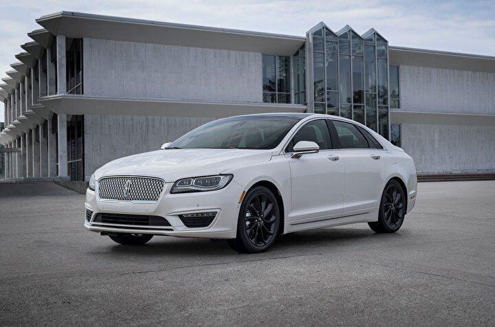 <p><strong>LINCOLN MKZ</strong></p>
