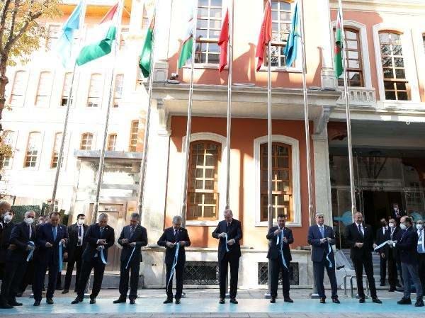 <p> Binanın açılışını Erdoğan, konsey üyesi ülkelerin başkanları ve Macaristan Başbakanı Viktor Orban yaptı. </p>