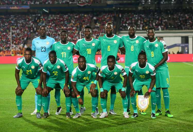 <p>Senegal<br />
<br />
334.40 milyon Euro</p>
