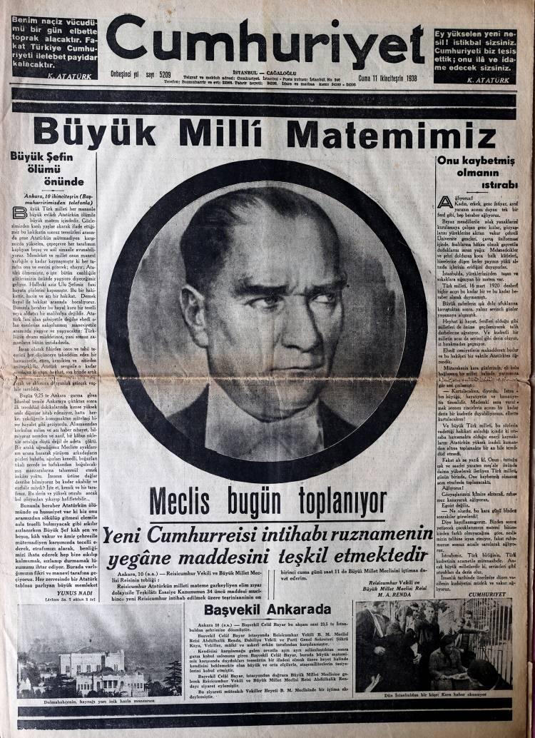 <div><strong>Atatürk'ün vefatından naaşının 1953'te Anıtkabir'e nakline kadar olan süreçteki 10 Kasım tarihli tüm gazeteleri topladığını belirten Gürbüz, şöyle konuştu:</strong></div> <div> </div> <div>"Atatürk'ün fotoğraflarını çocukken ders kitaplarının kapaklarında görüyordum. Onlara hayranlıkla uzun uzun bakıyordum. Bir gün elime geçen eski 10 Kasım tarihli gazeteden etkilenerek, kendimi 10 Kasım gazeteleriyle sınırlamak kaydıyla bu koleksiyona başladım. Süreç içerisinde önce ulusal sonra yerel düzeyde çıkan gazeteleri topladım. Daha sonra Atatürk'ün vefatının ardından düzenlenen törenlerin fotoğraflarını biriktirmeye başladım."</div> 
