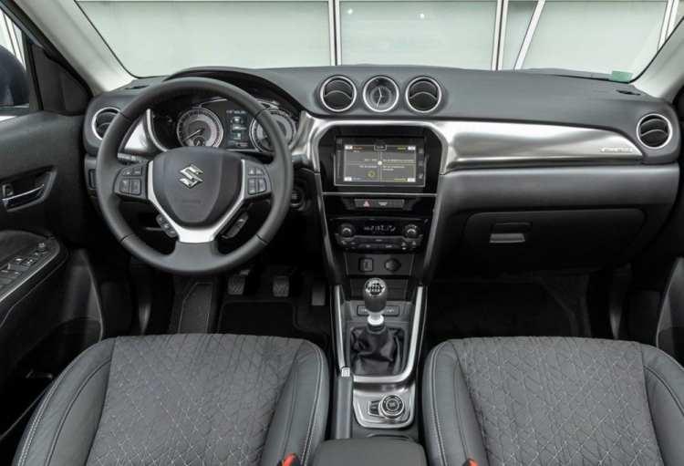 <p>Vitara 1.4 Boosterjet 48V Mild Hybrid 6AT GLX Premium (Tek Renk) Otomatik Benzinli 4x2 <strong>- 449.350 TL</strong><br />
<br />
1.4 Boosterjet 48V Mild Hybrid 6AT GLX Premium (Çift Renk) Otomatik Benzinli 129 PS 4x2 <strong>- 453.350 TL</strong></p>
<p>1.4 Boosterjet 48V Mild Hybrid Allgrip 6AT GLX Premium (Tek Renk) Otomatik Benzinli 129 PS 4x4 - <strong>476.350 TL</strong><br />
<br />
1.4 Boosterjet 48V Mild Hybrid Allgrip 6AT GLX Premium (Çift Renk) Otomatik Benzinli 129 PS 4x4 - <strong>480.350 TL</strong></p>