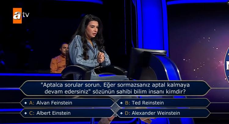 <p><span style="color:#800080"><strong>"Aptalca sorular sorun. Eğer sormazsanız aptal kalmaya devam edersiniz" sözünün sahibi bilim insanı kimdir?" sorusu geceye damga vururken seyirciler sorunun yanıtını merak etti.</strong></span></p>
