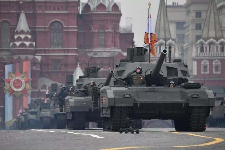 <p>Rusya Devlet Başkanı Vladimir Putin,geçtiğimiz haftalarda yaptığı açıklamalarda dünyada benzeri bulunmayan modern silahların Rusya'nın askeri güvenliğinin üst düzeyde olmasını sağladığını belirtmişti.</p>
