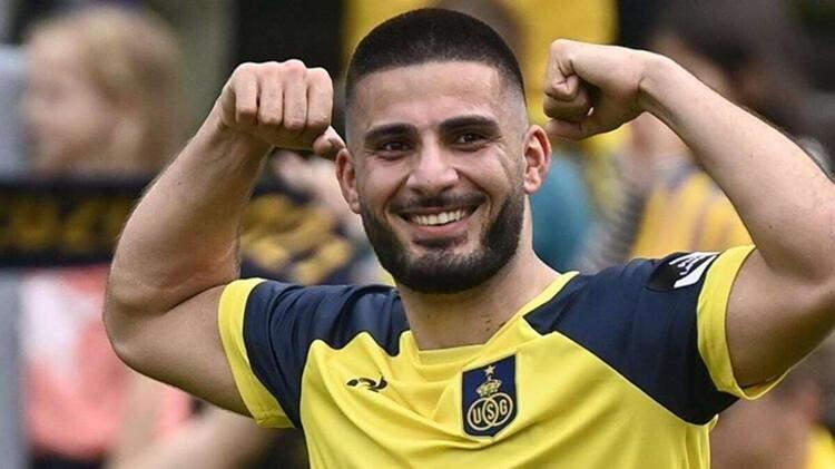 <p>DENİZ UNDAV - UNION SG </p>
<p>25 yaşındaki Türk asıllı Alman futbolcu Deniz Undav, bu sezon Belçika Ligi'ne damga vurdu. Tecrübeli santrafor takımı Union SG'nin oynadığı 14 maçta rakip fileleri 10 kez havalandırdı. Takım arkadaşlarıyla müthiş bir uyuma sahip olan Deniz Undav aynı süreçte 8 asist yaptı. Alman Milli Takımı'nı da tercih edebilecek olan Deniz Undav'ın Stefan Kuntz tarafından A Milli Futbol Takımı aday kadrosuna dahil edilmesi ve Mart ayında çağrılması bekleniyor.</p>
