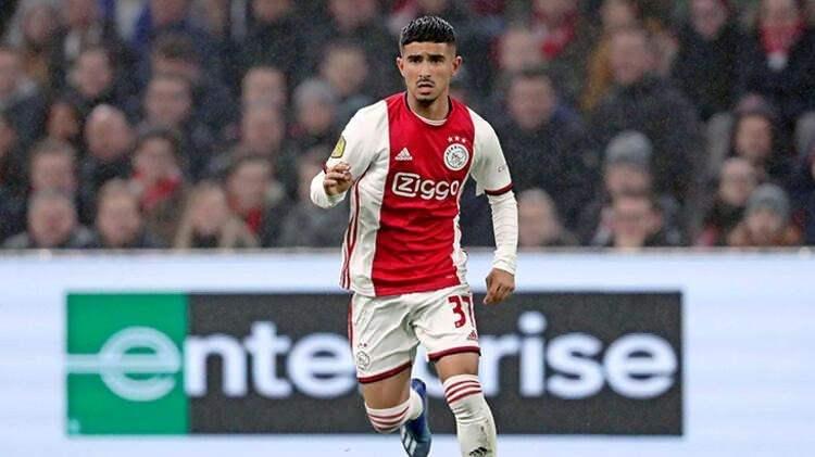 <p>NACİ ÜNÜVAR - AJAX U21 </p>
<p>Türk asıllı Hollandalı futbolcu Naci Ünüvar şu anda Ajax U21 Takımı'nda forma giyiyor. 18 yaşındaki sol kanat bu sezon 13 mücadelede şans buldu. Naci Ünüvar bu karşılaşmalarda 8 gol kaydetti. Genç oyuncu aynı zamanda 5 asist yaptı. Henüz milli takım tercihini yapmayan Naci Ünüvar, son olarak Hollanda U19 Milli Takımı'nda forma giydi. Naci Ünüvar'ı Stefan Kuntz'un yakından takip ettiği biliniyor.</p>