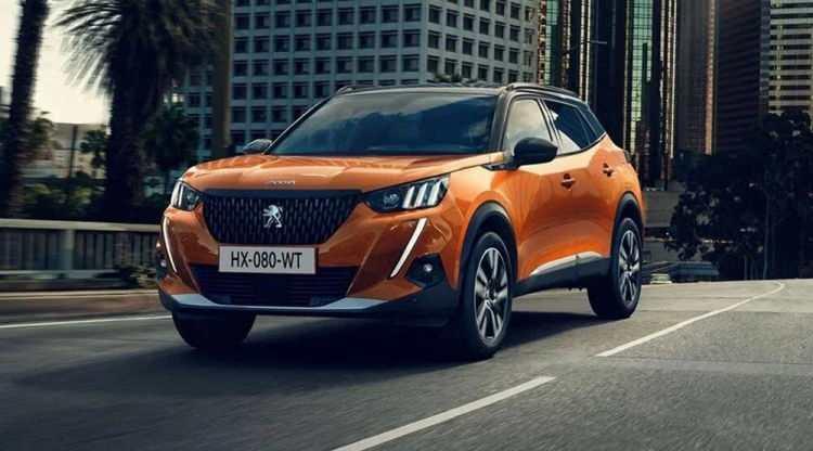 <p><strong>PEUGEOT</strong></p>

<p>Fransız otomotiv şirketi Peugeot, yasalara göre hareket edeceğini belirtirken, 2030 yılına kadar bütün ürünlerini elektrikli yapmayacağını açıkladı</p>
