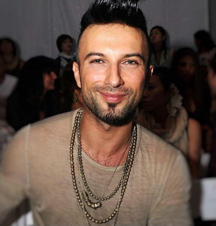 <p>Megastar, Tenten imajıyla New York moda haftasında bir defileye gitmiştim notuyla paylaştı.</p>
