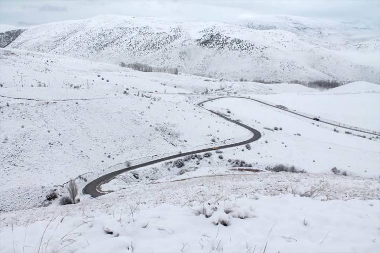 <p>BAYBURT</p>
