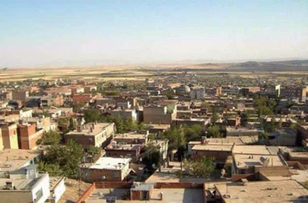 <p>Ergani, Diyarbakır    Nüfus: 126.824 <br />
 </p>
