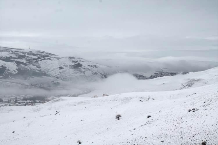 <p>BAYBURT</p>
