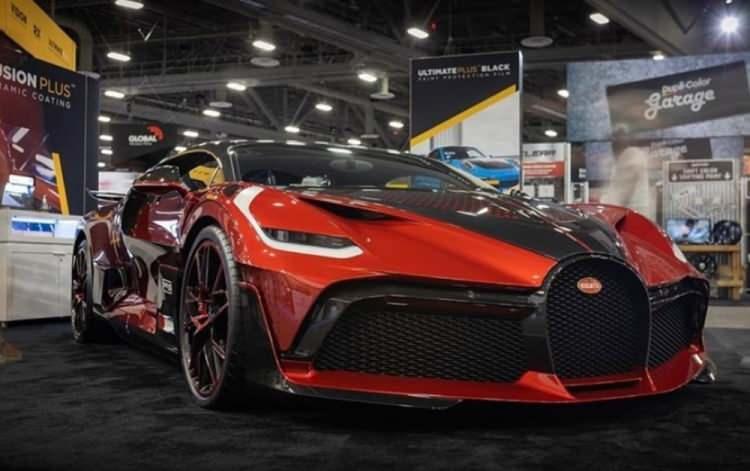 <p><strong>6. BUGATTİ DİVO</strong></p>

<p> </p>

<p>5.8 MİLYON DOLAR</p>
