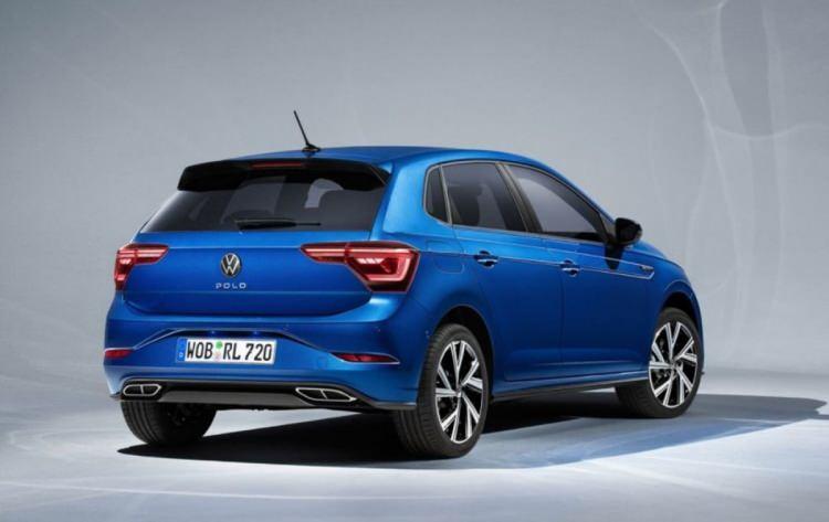 <p><strong>VOLKSWAGEN</strong></p>

<p>Yeni Polo 1.0 80 PS Manuel Impression - <strong>335 bin 200 TL</strong></p>

<p>Yeni Polo 1.0 TSI 95 PS Manuel Life -<strong> 349 bin 400 TL</strong><br />
Yeni Polo 1.0 TSI 95 PS DSG Life - <strong>370 bin 300 TL</strong><br />
 </p>
