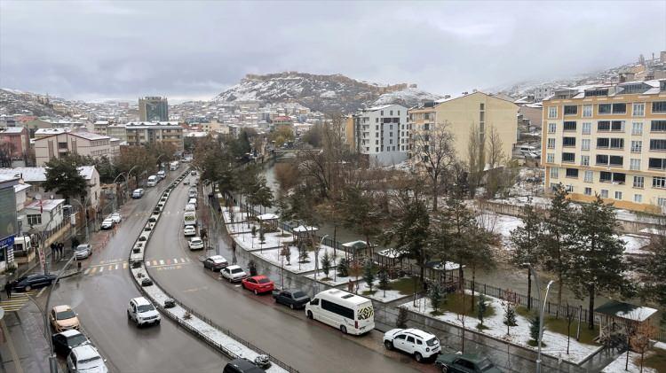 <p>BAYBURT</p>
