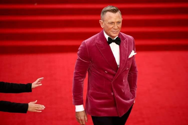 <div>28 Eylül’de Oyuncu Daniel Craig, Londra, İngiltere'deki Royal Albert Hall'da yeni James Bond filmi "Ölmek İçin Zaman Yok"un galasına geliyor.</div> <div> </div> 