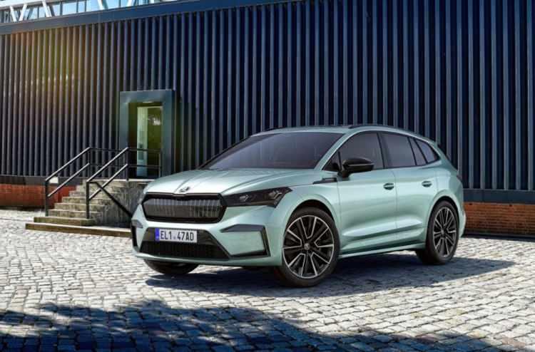 <p><strong>SKODA ENYAQ</strong></p>
