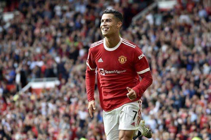 <p>RONALDO - 460 BİN 828</p>