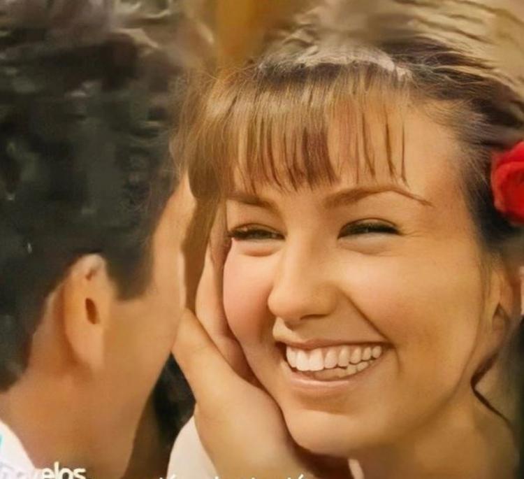 <p><strong>İşte Thalia'nın son hali...</strong></p>

