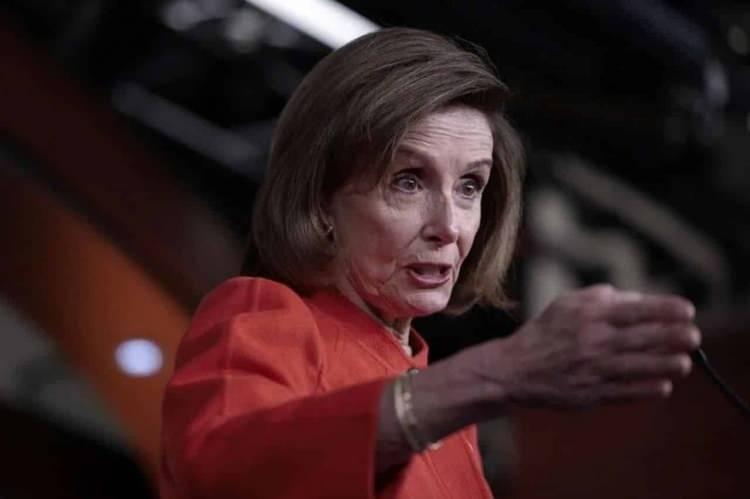 <p><span style="color:#800080"><strong>15. NANCY PELOSİ Siyaset</strong></span></p>

<p> </p>
