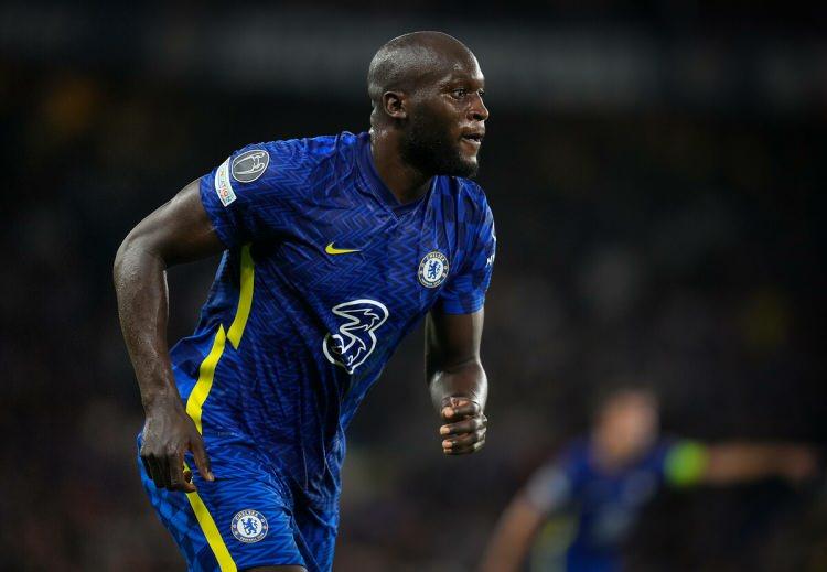 <p>ROMELU LUKAKU</p>

<p>CHELSEA</p>

<p>115.9 MİLYON EURO</p>

<p>Gittiği her takımda fark yaratan Romelu Lukaku dünya futbolunun faal en iyi golcüleri arasında yer alıyor. Chelsea'nin yıldızını transfer etmek hiç kolay değil.</p>
