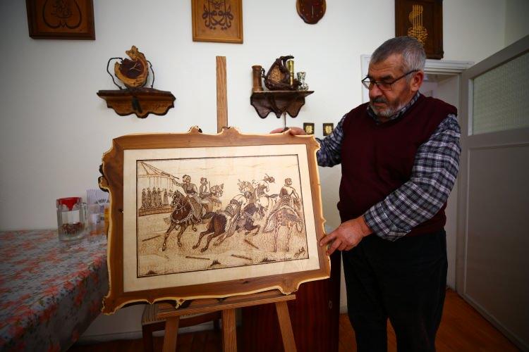 <p>&Ouml;nc&uuml;l, AA muhabirine, &ccedil;ocuğu olmadığını, 5 yıl &ouml;nce eşinin vefat etmesiyle kendini sanatına verdiğini s&ouml;yledi.</p>
