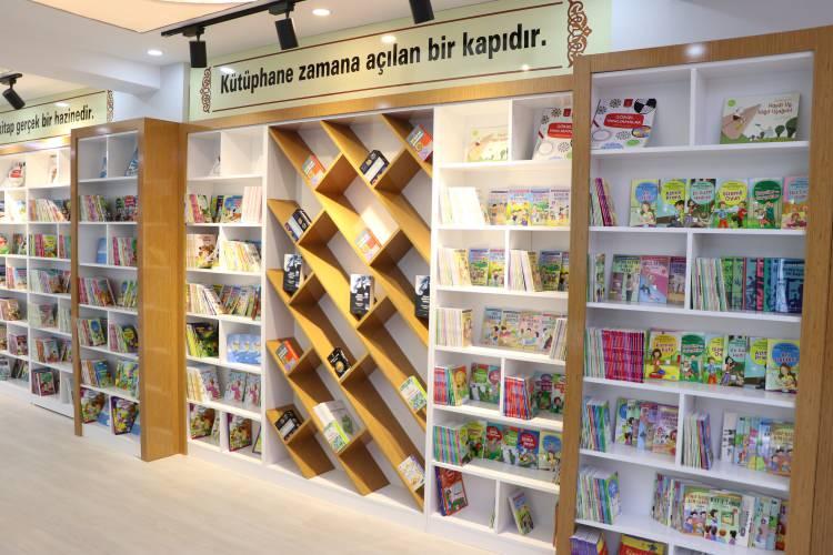 <p>Karakaş, şöyle devam etti: "Köy okullarında okuyan öğrencilerin genellikle odası veya bir masası yok. Bu proje, çalışma ortamı ihtiyacını karşılayacak</p>
