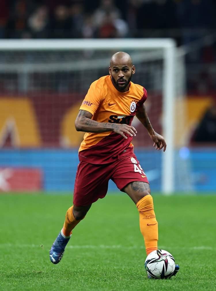 <p>Marcao</p>

<p>Galatasaray</p>
