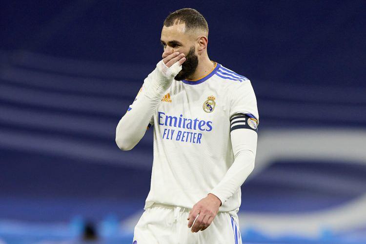 <p>Karim Benzema</p>

<p>Fransa</p>

<p>Real Madrid</p>
