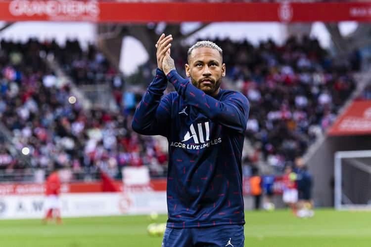 <p>Neymar</p>
<p>Brezilya</p>
<p>Paris Saint-Germain</p>