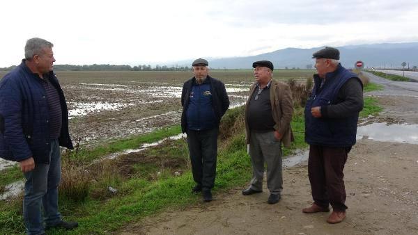<p>Su olmadı mı hayat bitiyor. Geçen yıl tarlaların büyük bölümünde buğday ekiliydi. Ancak, buğdaylar dahi su istiyordu. </p>