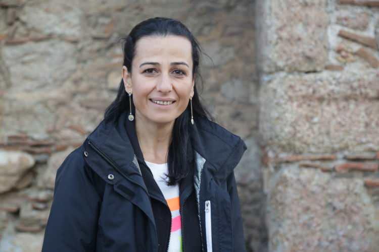 <p>Latmos Herakleiası Kazıları Bilimsel Danışmanı Selçuk Üniversitesi Arkeoloji Bölümü Öğretim Üyesi Doç. Dr. Zeliha Gider Büyüközer, AA muhabirine, bölgede ilk arkeolojik çalışmaların Annelise Pechlow öncülüğündeki bir ekip tarafından yapıldığını ve o dönem 8 bin yıllık tarih öncesi döneme ait kaya resimlerinin keşfedildiğini söyledi. </p>