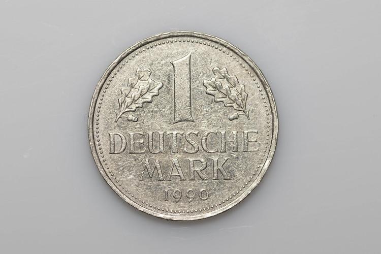 Yastık altındaki 12 milyar 350 milyon mark! 20 yıl geçti ama hala tutuyorlar