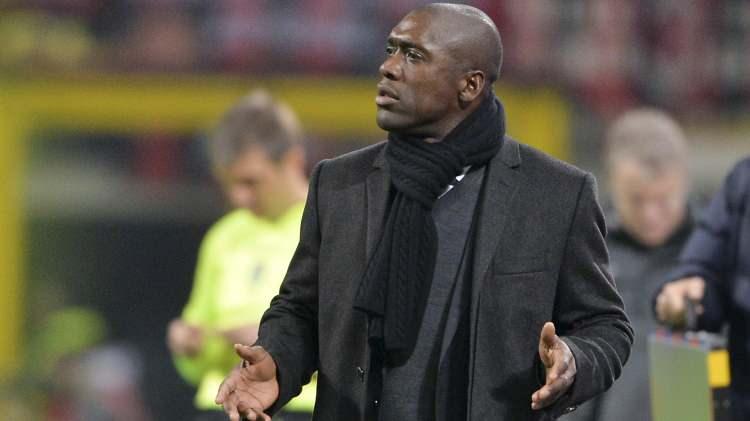 <p>CLARENCE SEEDORF</p>
