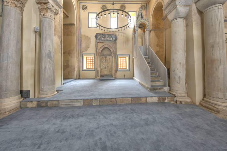 <p>Türkiye’nin Osmanlı mirası camilerinin kubbelerini içerden ve dışarıdan fotoğrafl ayarak farklı bir bakış açısı sunan fotoğrafçı Cemil Şahin, Enez Ayasofya Cami-i Şerifi'ni muhteşem karelerle ölümsüzleştirdi.</p>