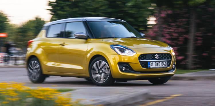 <p>SUZUKI</p>
<p>Swift 1.2 Dualjet 12V Mild Hybrid 5MT GL (Tek Renk) Düz - Benzinli - 83 PS - 438 bin TL</p>
<p>Swift 1.2 Dualjet 12V Mild Hybrid CVT GL Techno(Tek Renk) Otomatik Benzinli 83 PS 4x2 - 460 bin 900 TL</p>